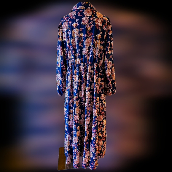 BloomChic Navy Floral Long Sleeve Dress - Picture 4 of 5